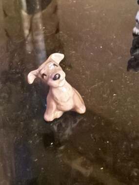 Hagen-Renaker Miniature Puppy Tilted Head Figurine, Tan/Brown Ceramic Dog